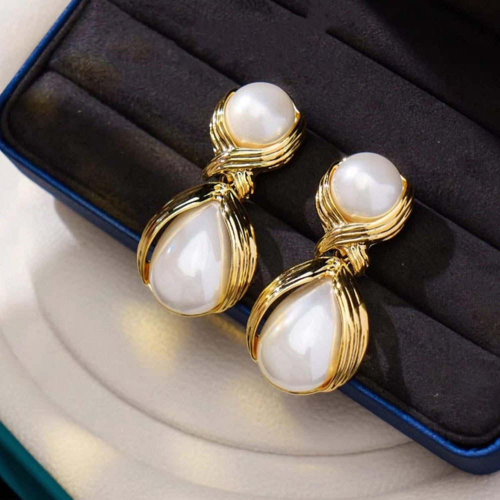 Pearl Eye Drop Earrings